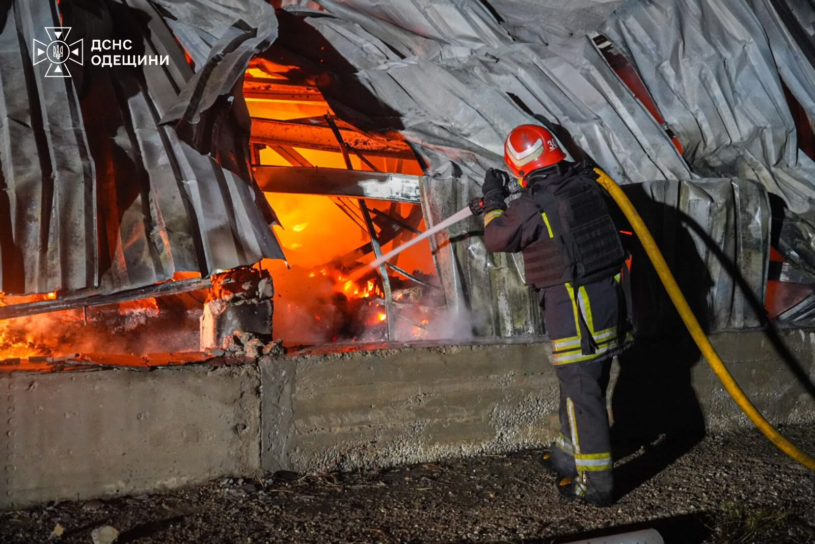 Russia launches overnight attack on Odesa, damaging port and civilian infrastructure
